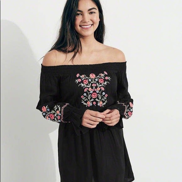 Hollister Embroidered Dress - Picture 1 of 2